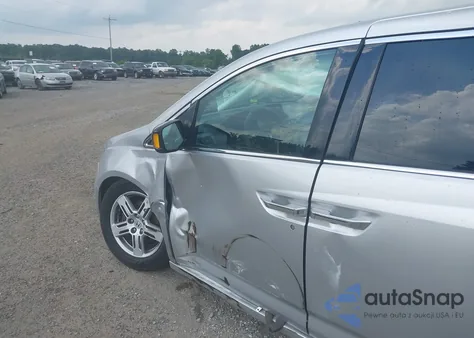 2013 Honda Odyssey Touring/Touring Elite from USA, damaged, VIN 5FNRL5H90DB080955